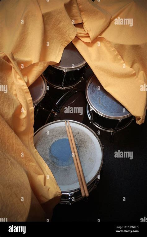 drums, drumsticks, drum, drumstick Stock Photo - Alamy