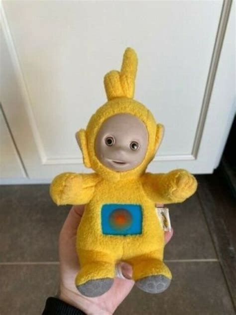 Teletubbies Lala Ball