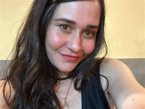 De Biquíni Alessandra Negrini Empina Bumbum Na Piscina E Causa