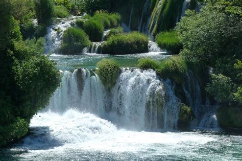 Cascada Krka Croacia rompecabezas en línea