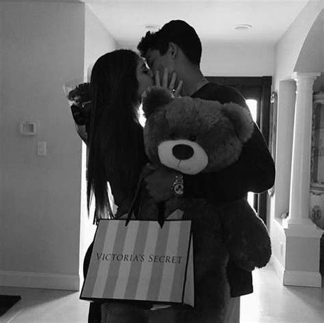 Couple Goals Cute Couples Love And Hug Pictures The Best Love And