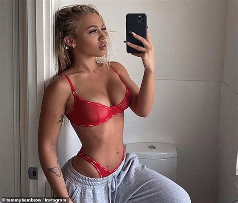Tammy Hembrow Shows Off Sizzling Curves In Racy Red Lingerie Daily Mail Online