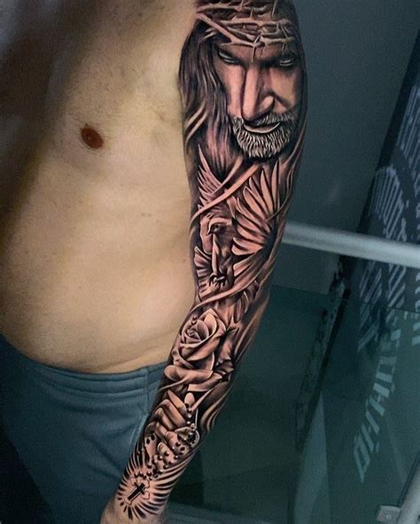 Pin em Tatuagem braço fechado