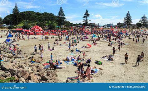 Crowd On A New Zealand Beach In Summer Editorial Photo Image Of Coast