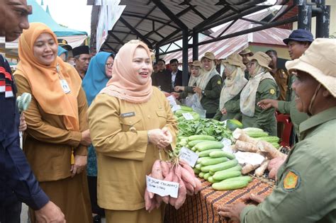 Bupati Kasmarni Ajak Masyarakat Konsumsi Pangan Lokal Sehat Bersih Dan