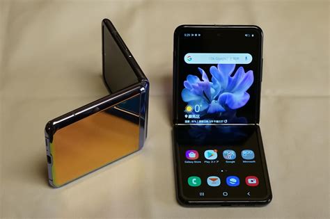 Au、縦折りスマホ「galaxy Z Flip」を日本で独占販売 18日予約受付開始 Engadget 日本版 Gmc