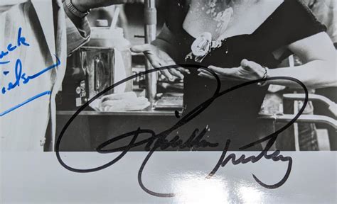 Lot Leslie Nielson Priscilla Presley The Naked Gun From The Files Of Police Squad