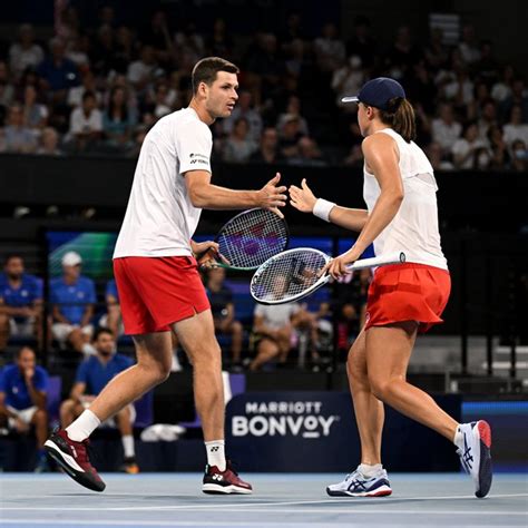 Iga Swiatek And Hubert Hurkacz Win The Mixed Doubles Match In The