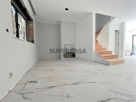 Moradia T Duplex Venda Na Rua Bartolomeu Dias Supercasa