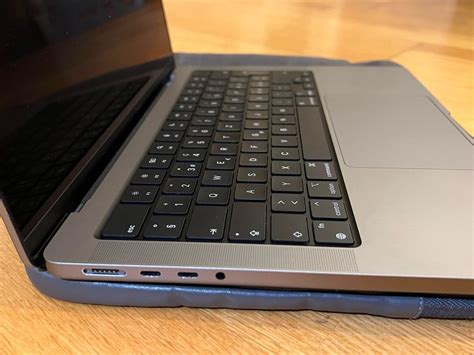 Apple MacBook Pro 14in 2021 M1 Pro 16GB RAM/512GB SSD | Kaufen auf Ricardo