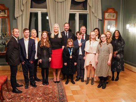 Haakon et Mette Marit célèbrent les prouesses des athlètes norvégiens