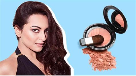 Como Escolher Um Blush Para Combinar Com Seu Tom De Pele