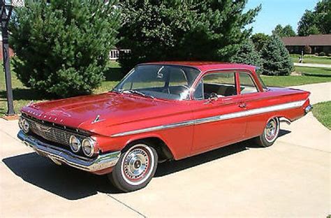 1961 Chevrolet Impala 2 Door Sedan Vintage Cars Modern Muscle Cars