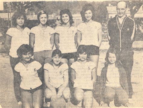 Photo De Classe Equipe Minime De 1971 LEO LAGRANGE Copains D Avant