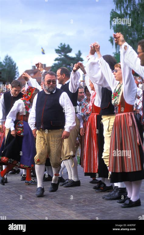 SWEDEN DALARNA LEKSAND MIDSUMMER CELEBRATION Stock Photo - Alamy