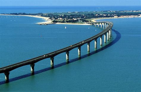 Pont De L Le De R Une Malfa On Lorigine De La Rupture Dun C Ble