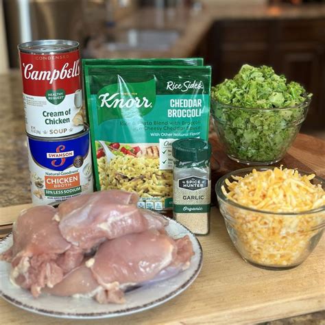 Easy Cheesy Broccoli Chicken And Rice Casserole Dinner In 321 Easy Chicken And Rice Knorr