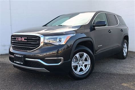 Pre Owned 2017 GMC Acadia FWD 4dr SLE W SLE 1 4D Sport Utility In