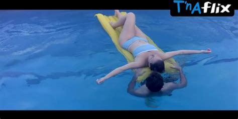 Sarah Benavente Bikini Scene In Oil On Canvas Tnaflix