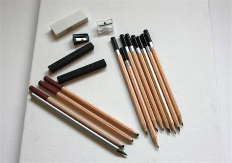 The Best Charcoal Pencils of 2024 | Art Life Today Reviews