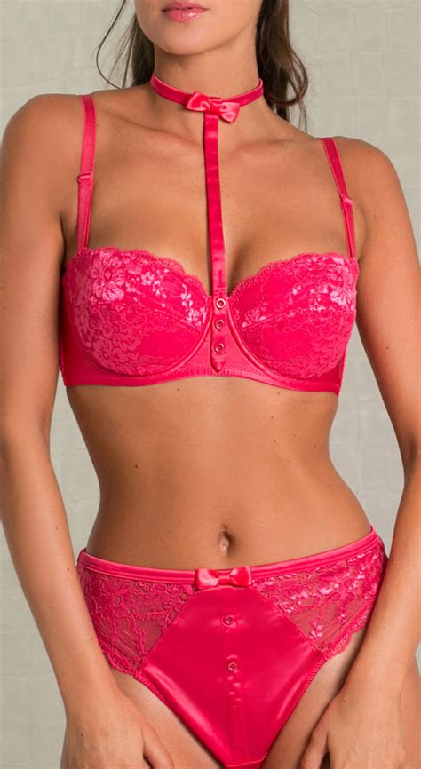 Ensemble Soutien Gorge Bonnet D Et String