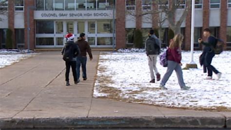 Colonel Gray students plan ways to welcome refugees to school | CBC News