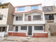 Casa En Venta Por Ocasion En Moron Chaclacayo Provincia De Lima