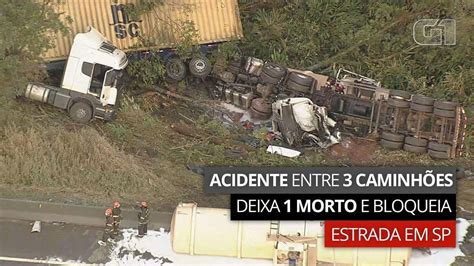 Acidente entre três carretas deixa um morto e bloqueia Rodovia Anchieta