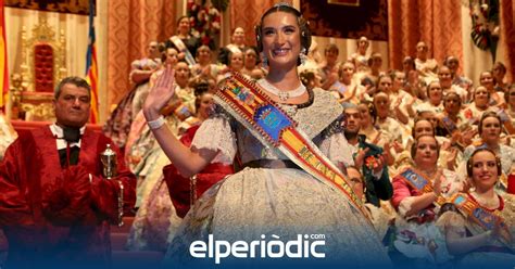 Fallas Burriana 2024 Exaltación Reina Fallera Izquierda 02