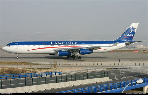 Aircraft Photo of CC CQE Airbus A340 313X LAN Chile Línea Aérea