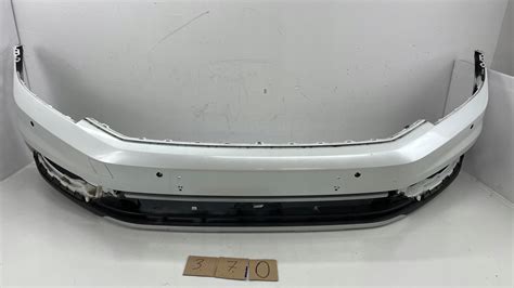 VW PASSAT B8 ALLTRACK ZDERZAK PRZÓD PRZEDNI 3G0807221C za 450 zł z