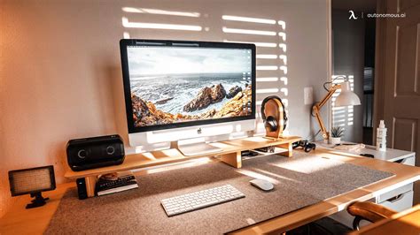 20 DIY Studio Desk Setup Ideas