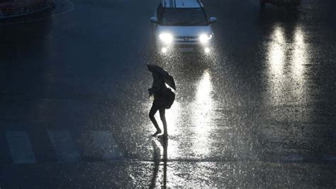 Heavy Rainfall Resumes Over Madhya Pradesh And Chhattisgarh Imd Issues