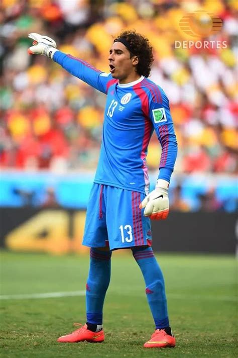 Memo Ochoa Mexico Worldcup Brazil 2014 Portero De Futbol Fotos De