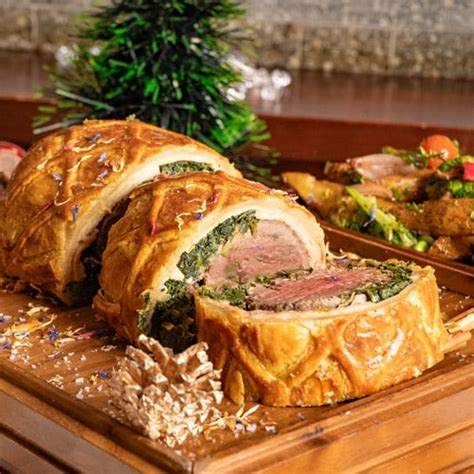 Beef Wellington for 4 people (Take-away 18 - 25 December) Order 24h in advance - Suffren On The ...