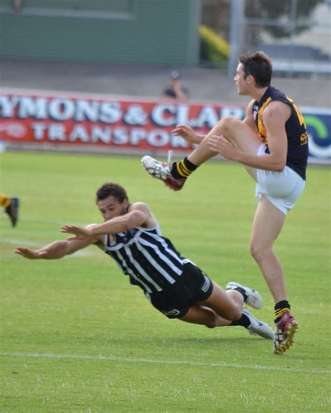 James Hinge Glenelg Vs Port Adelaide Magpies Trial Sanfl A Flickr