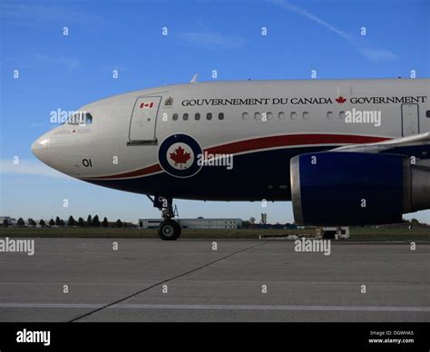 Airbus cc 150 polaris hi-res stock photography and images - Alamy