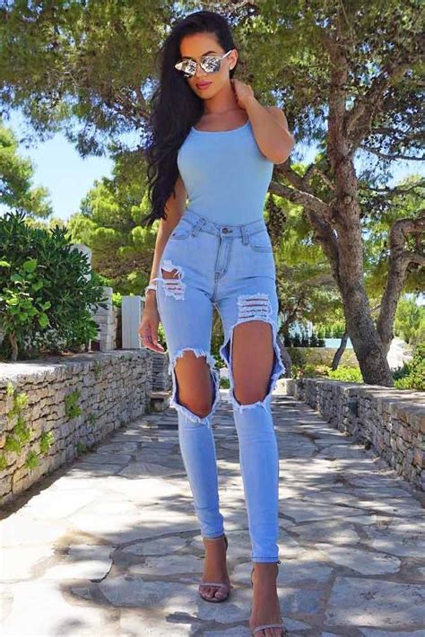 18 Ways How To Wear Ripped Jeans For Women