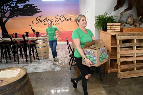 New restaurant 21st Amendment Distillery opens in downtown Vero Beach