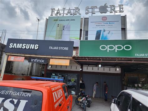 Viral Video Seorang Maling Satroni Toko Ponsel Di Pekanbaru Iphone