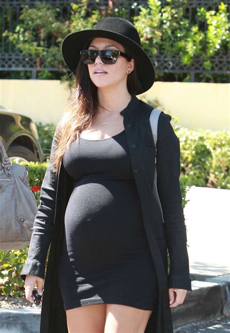 Pregnant Kourtney Kardashian At Marmalade Cafe In Calabasas Hawtcelebs