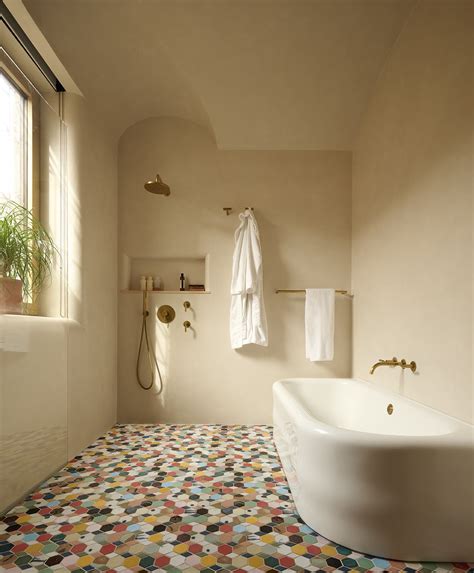 Bathroom Layout Ideas That Make a Space Look and Feel Better | Livingetc