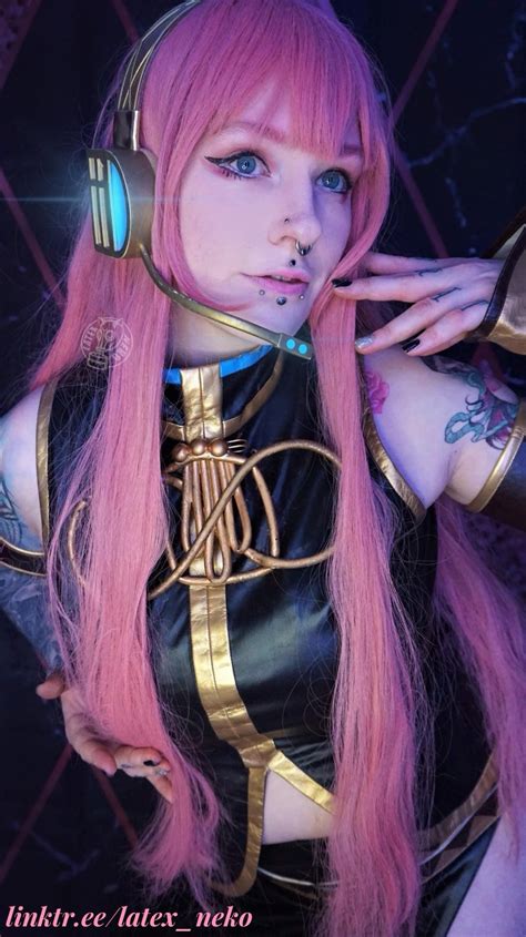 Latexneko On Twitter Did A Cosplay Set ~ Megurine Luka From Vocaloid