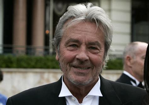 Alain Delon Aurait Eu Ans Aujourdhui Son Fils Anthony Salue Sa