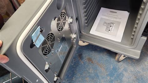 Cambro electric H series insulated food carrier - YouTube