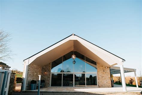 Winter Wedding at Yorkshire Wedding Barn — Alfred&Co. Photography ...