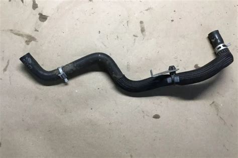 Nissan Qashqai J Petrol Coolant Tank Outlet Water Hose Pipe