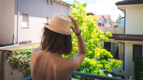 In Der Ffentlichkeit Oder Auf Dem Balkon Wann Und Wo Darf Ich