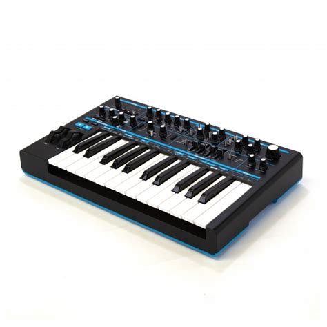 Novation Bass Station Ii Analog Synthesizer Secondhand At Gear Music