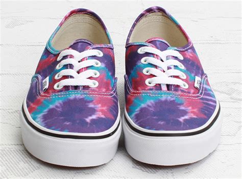 Vans Authentic "Tie-Dye" - SneakerNews.com